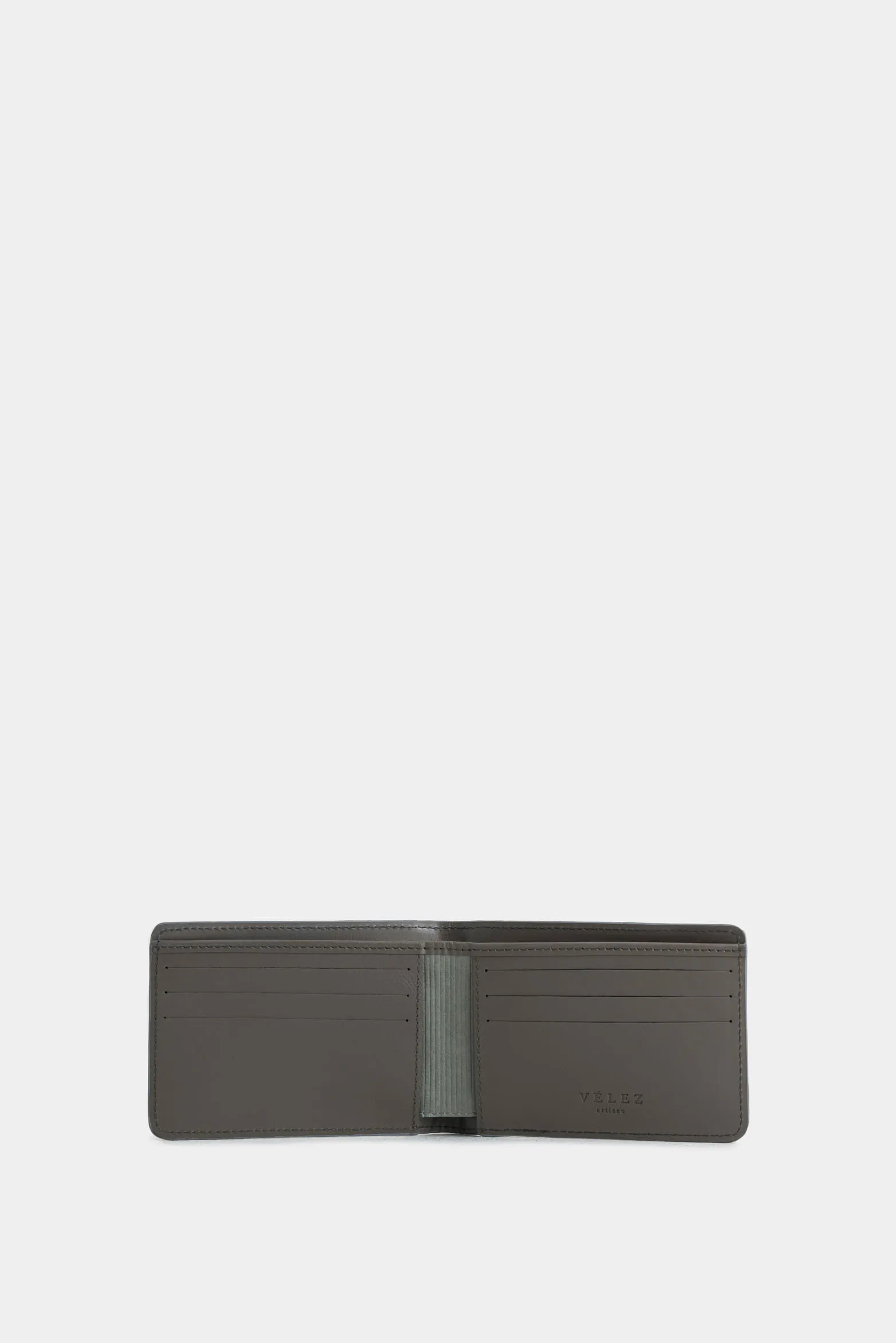 Billetera loira de cuero para hombre silueta clásica