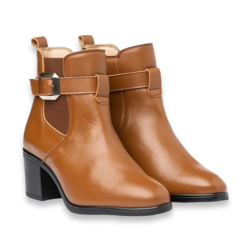 Botines Chelsea Con Hebilla Mujer Piel Napa Suave Plantilla Piel Y Gel 1301 Cuero, de Eva Mañas
