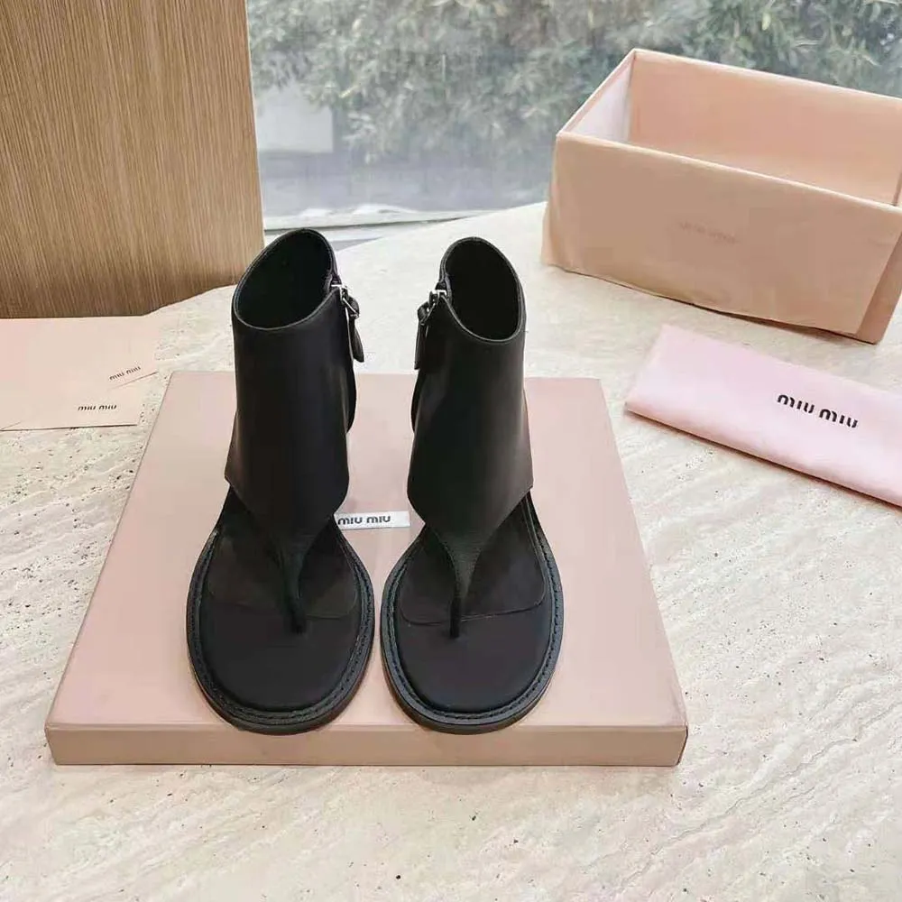 BOTINES TIPO TANGA DE PIEL PARA MUJER MIU MIUNEGRO