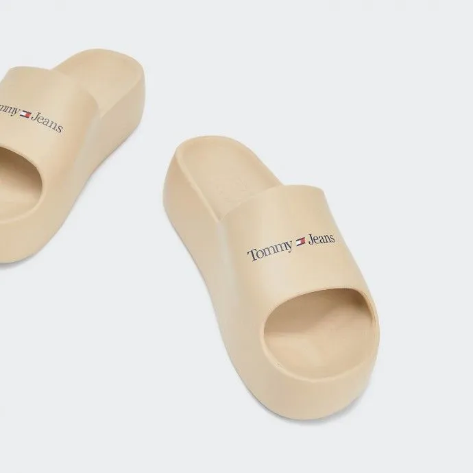  Chanclas en beige de Tommy Jeans