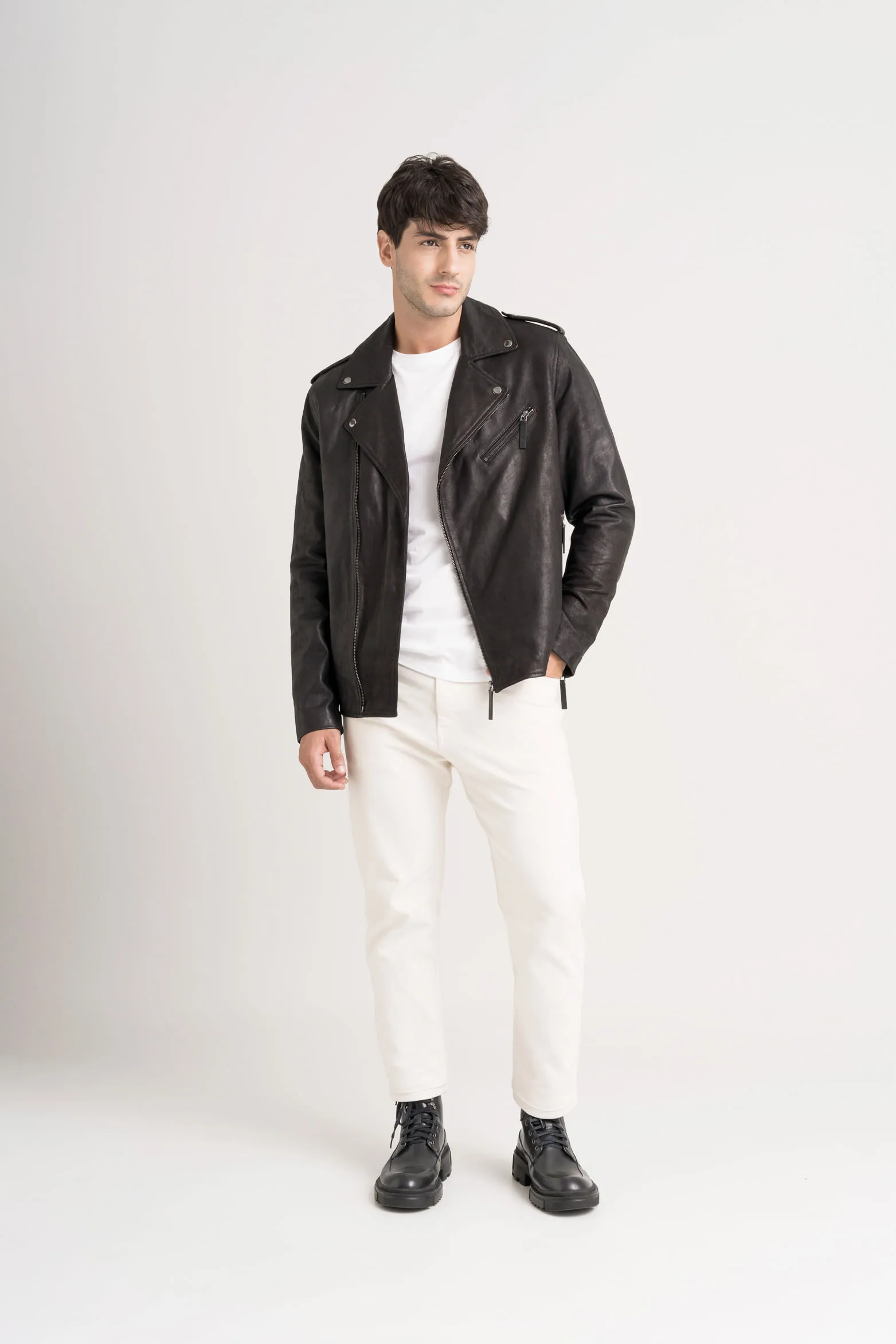 Chaqueta biker Capri de cuero para hombre semi ajustada