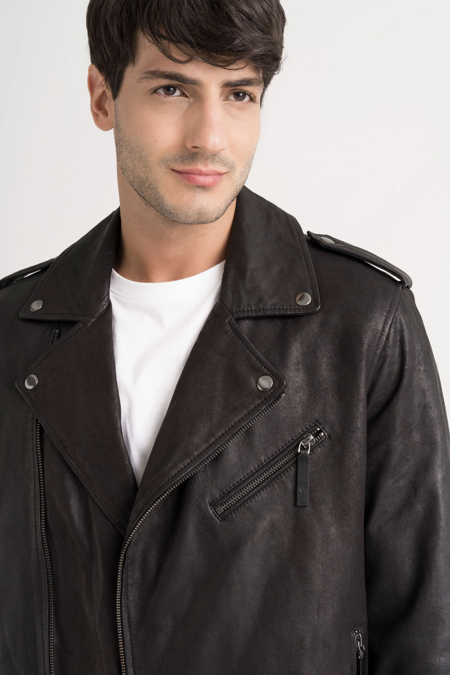 Chaqueta biker Capri de cuero para hombre semi ajustada