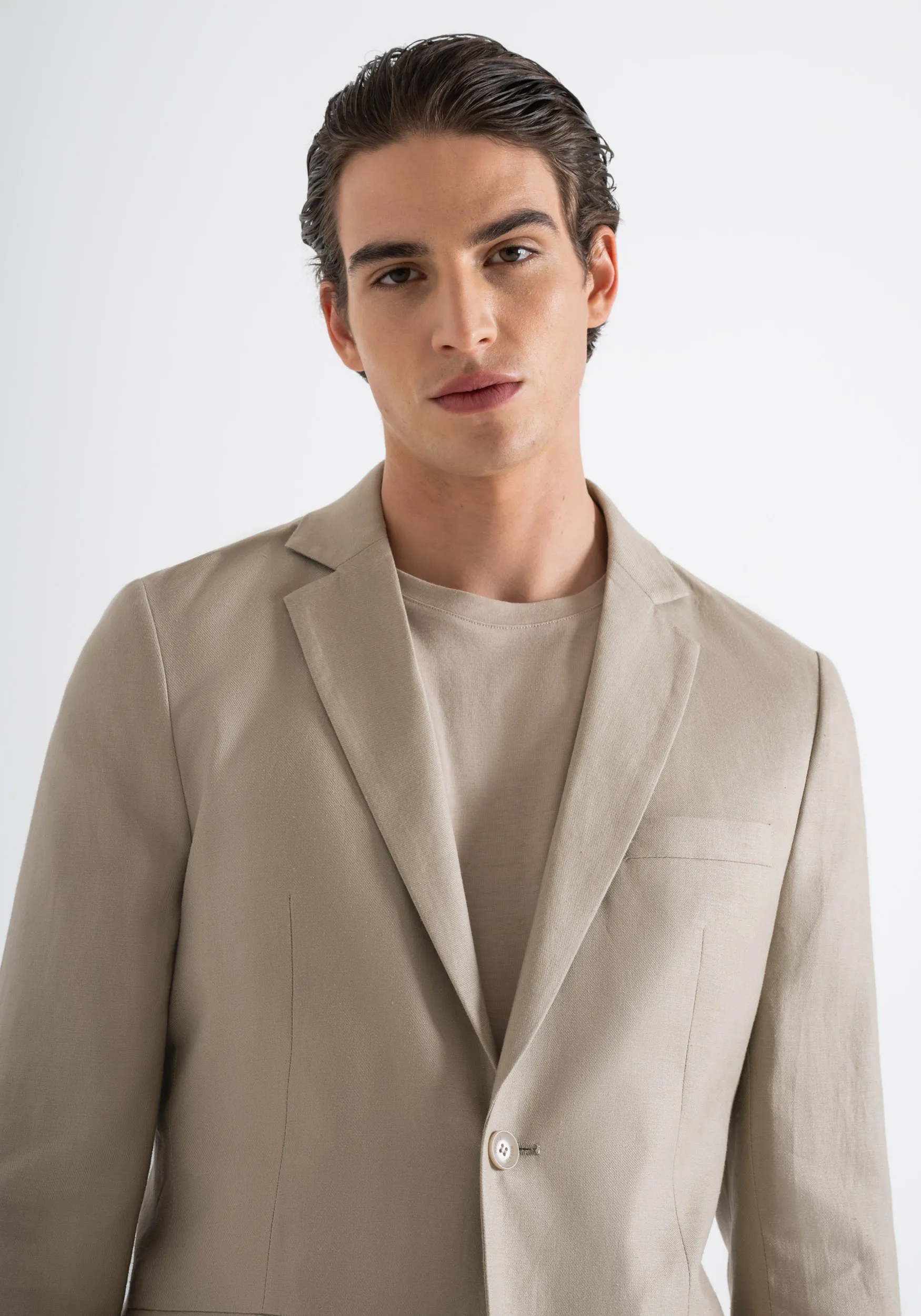 CHAQUETA SLIM FIT «ZELDA» EN MEZCLA DE LINO