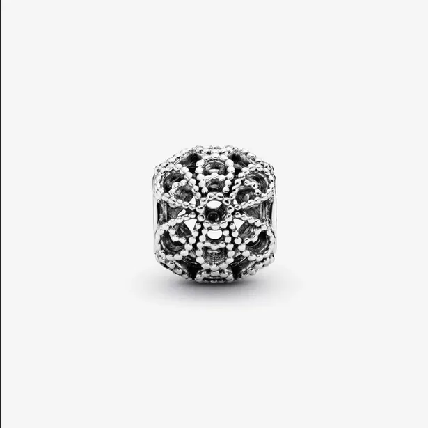 Charm Calado Rosas 791282