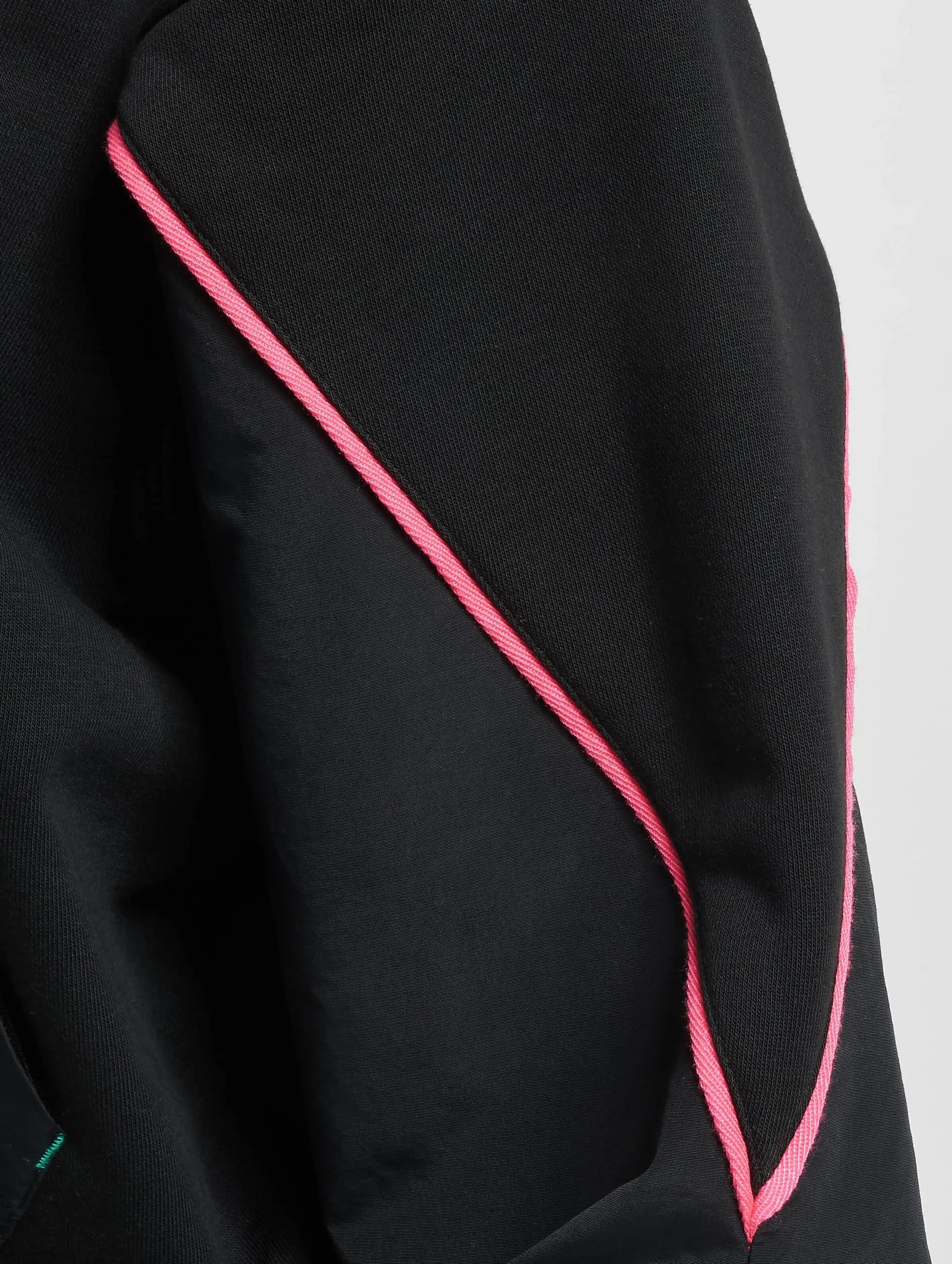 Converse Mixed Material