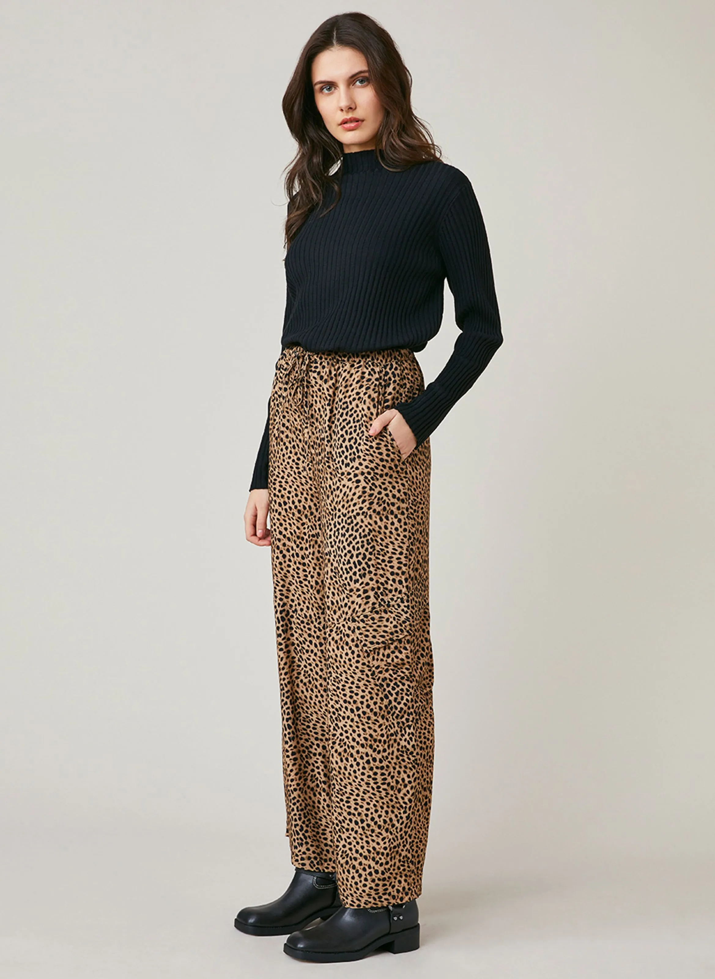 FAUSTER  PANTALóN ANCHO ESTAMPADO EN MARRON
