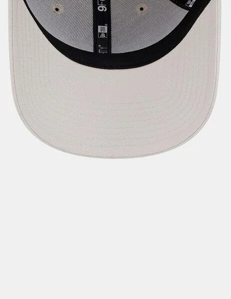 GORRA NEW ERA 940 ESSENTIAL NEW YORK YANKEES   STONE/CARD