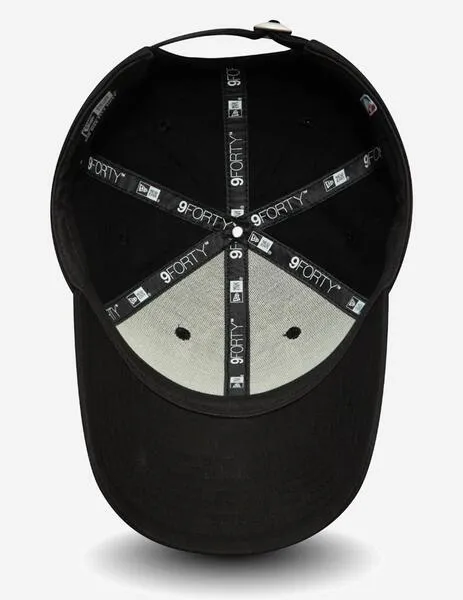 GORRA NEW ERA 940 ESSENTIAL OUTLINE BULLS  BLACK/WHITE