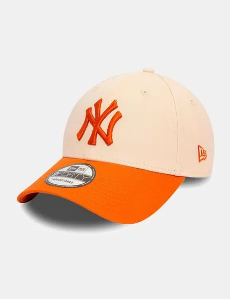 GORRA NEW ERA 940 PATCH NEW YORK YANKEES  LIGHT CREAM