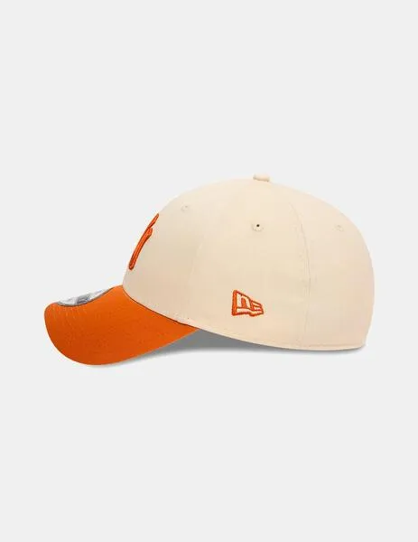 GORRA NEW ERA 940 PATCH NEW YORK YANKEES  LIGHT CREAM