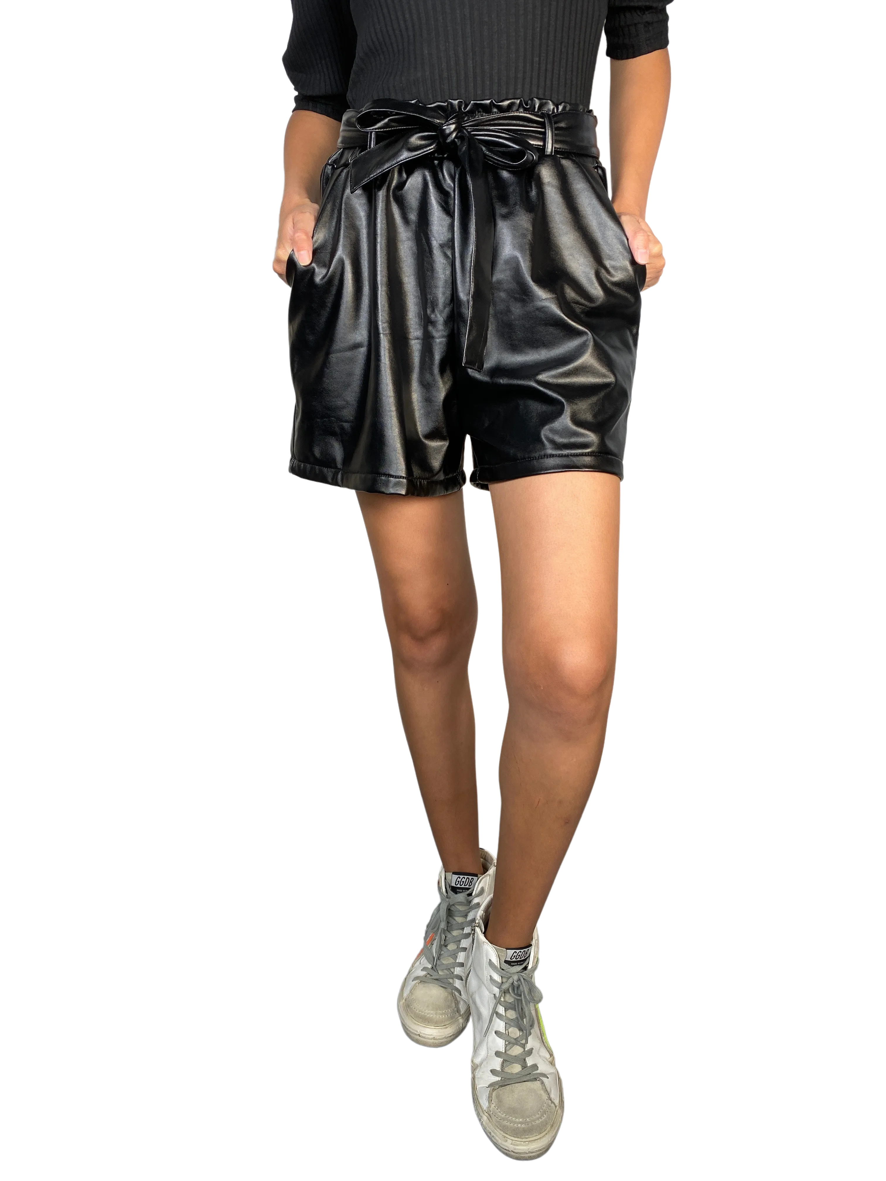 JACINTA TIENDA Short Cuero Vegano