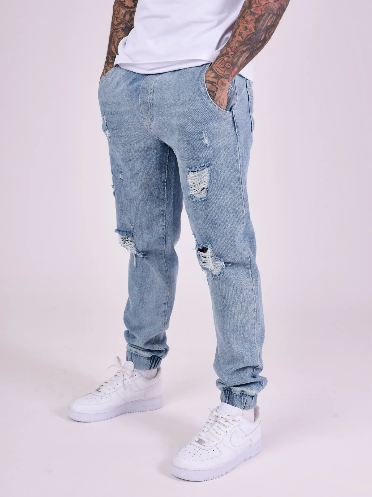 Jeans jogger rotos