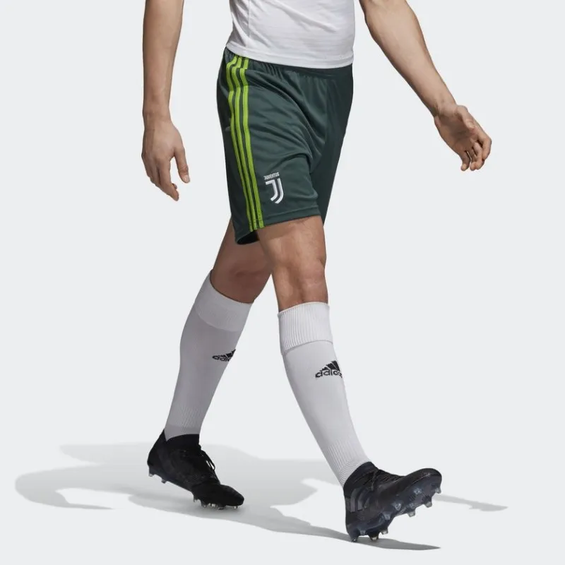 La Juventus cortos de portero verde 2018/19 Adidas