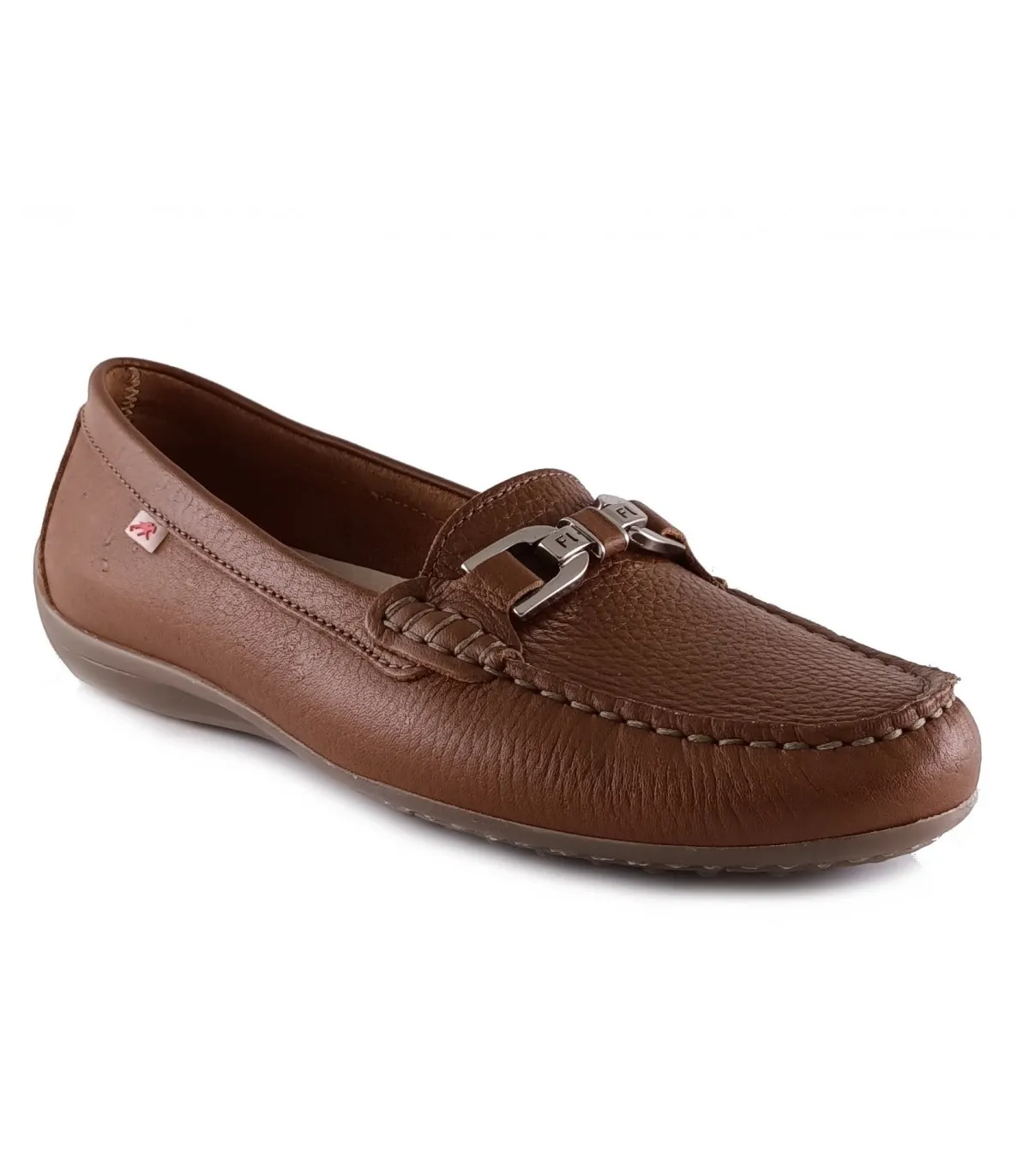 Mocasín color cuero con estribo