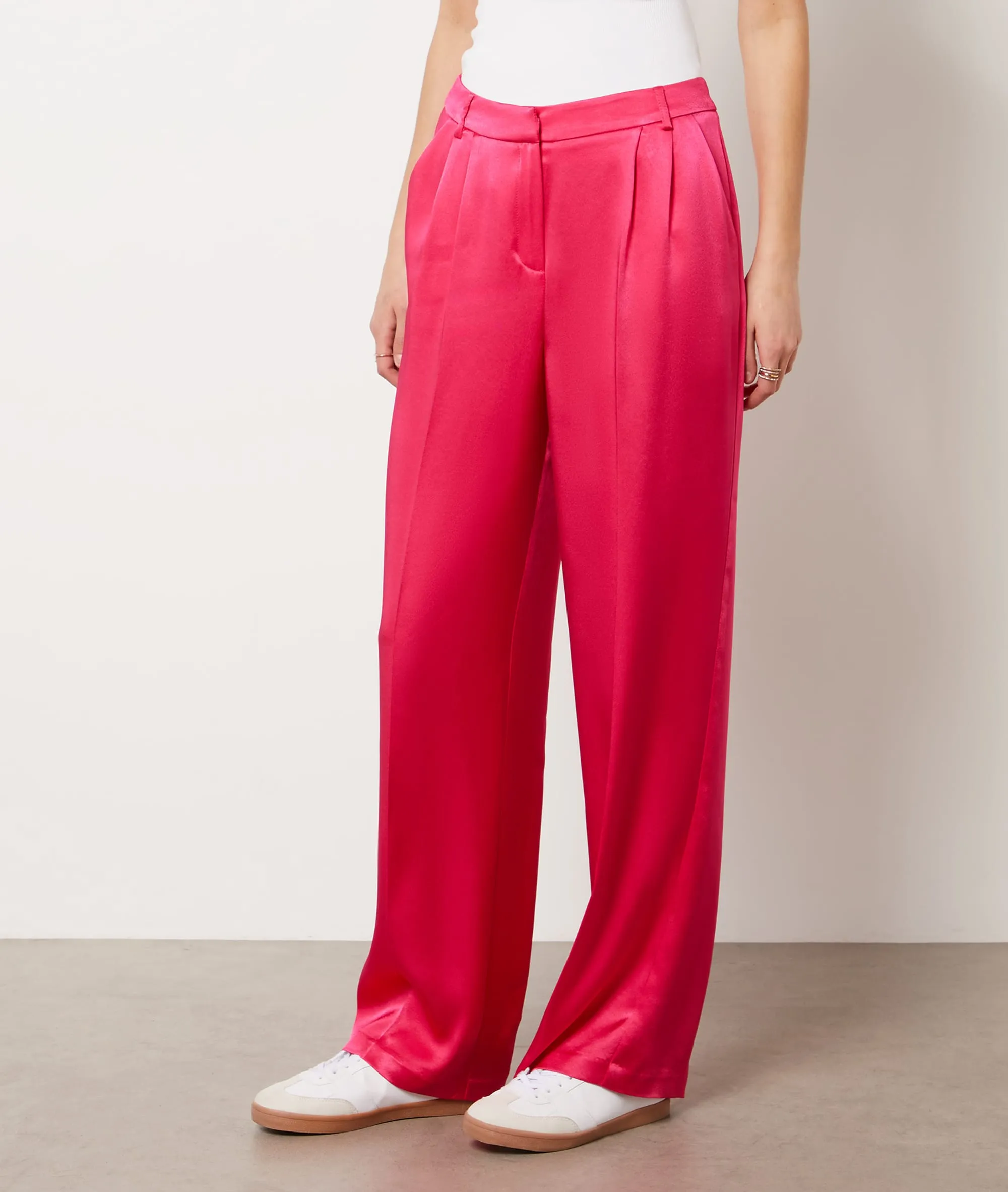 PANTALóN CORTE ANCHO SATINADO UVIDE FUSHIA  ETAM