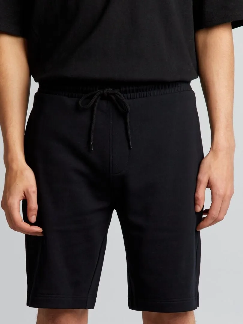 PANTALóN CORTO DE DEPORTE  NEGRO