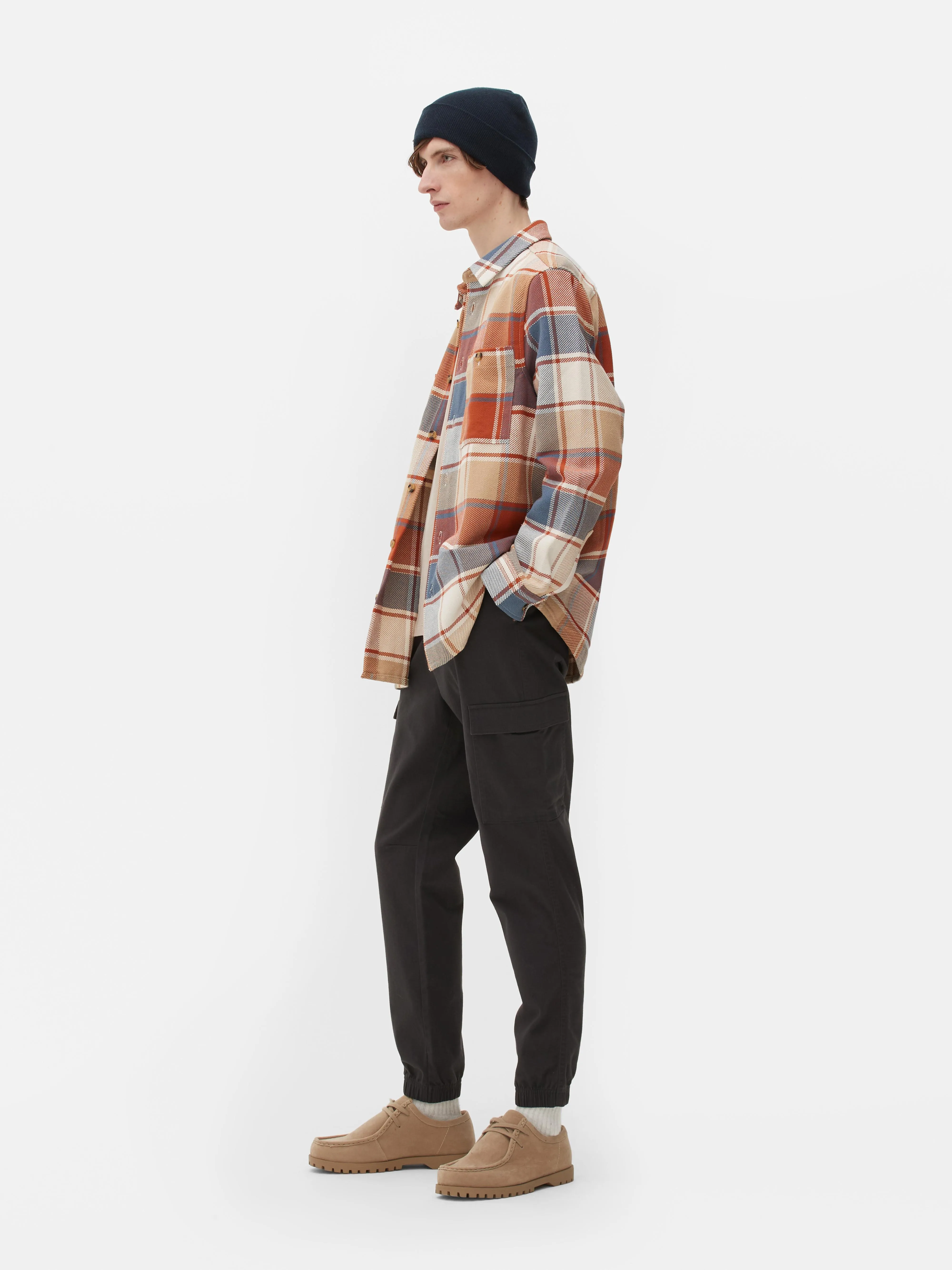 Pantalón de chándal cargo con bajos elásticos