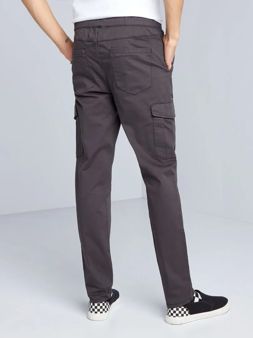 PANTALóN SLIM MULTIBOLSILLOS  NEGRO