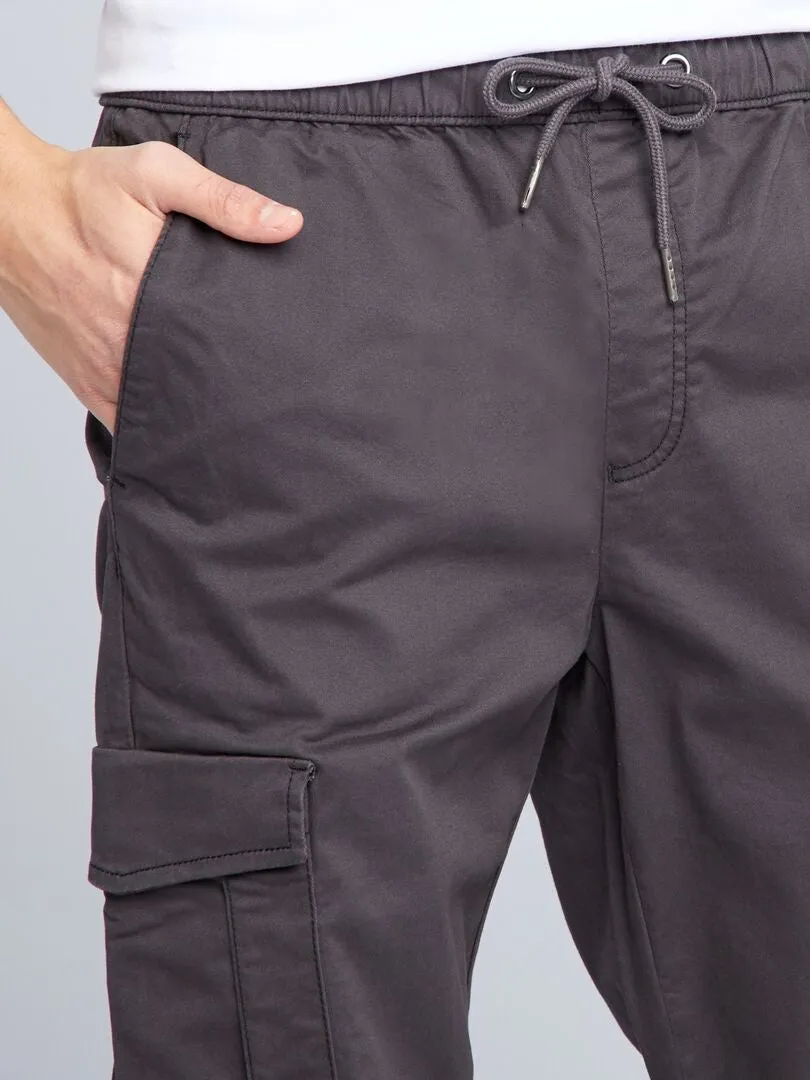 PANTALóN SLIM MULTIBOLSILLOS  NEGRO