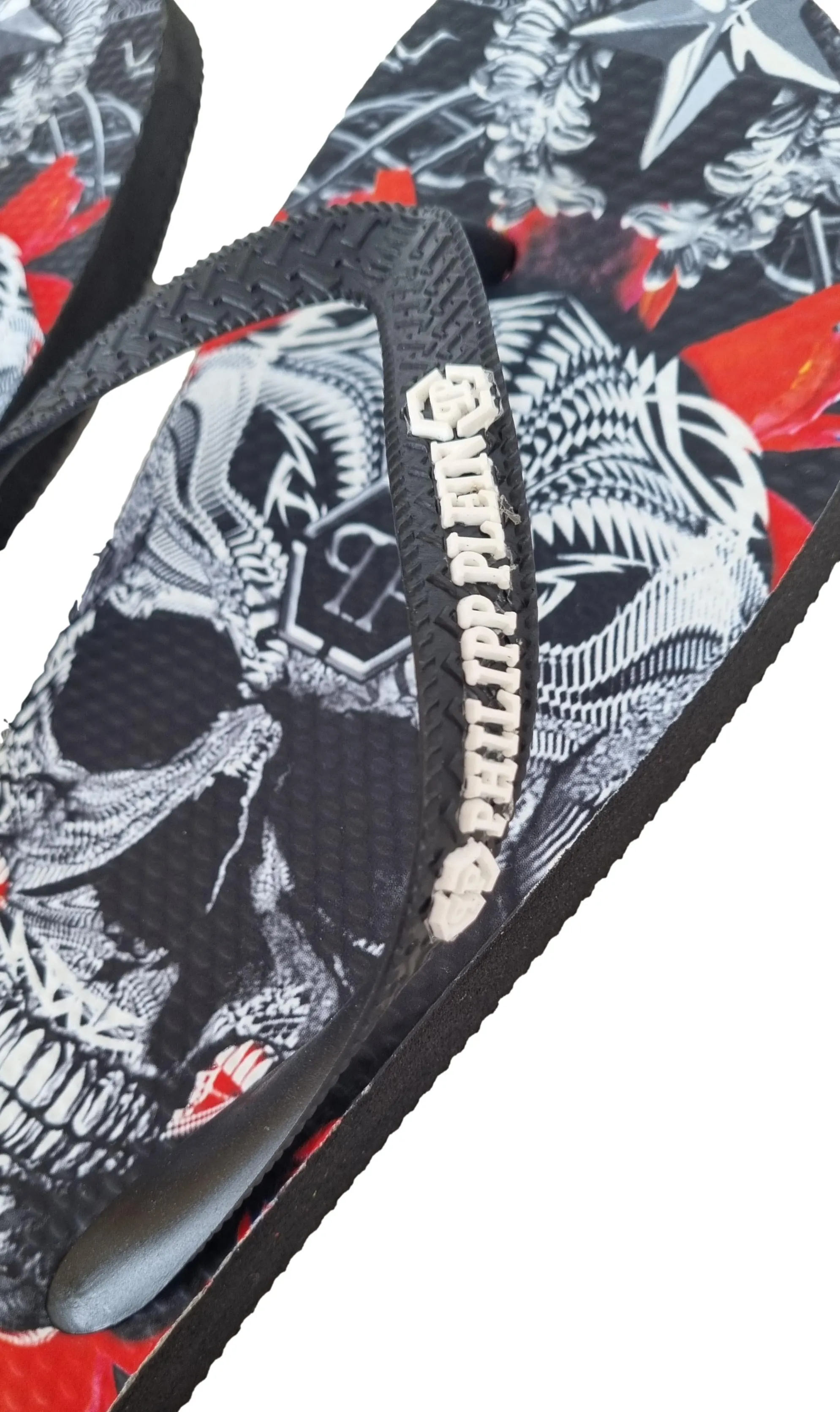 Philipp plein IMPS900 tanga de goma con calavera negra y roja para hombre