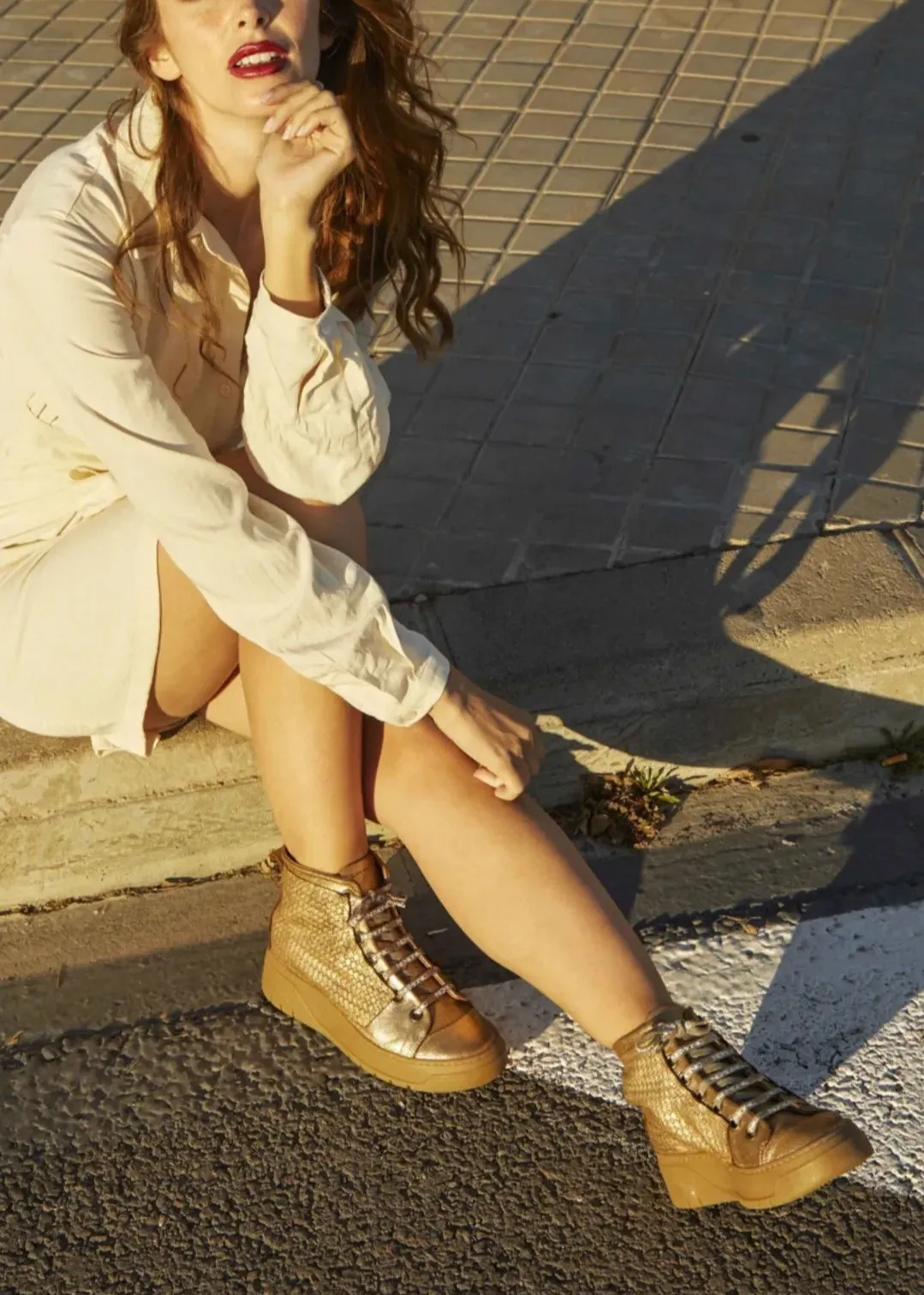 Sneakers piel Doradas