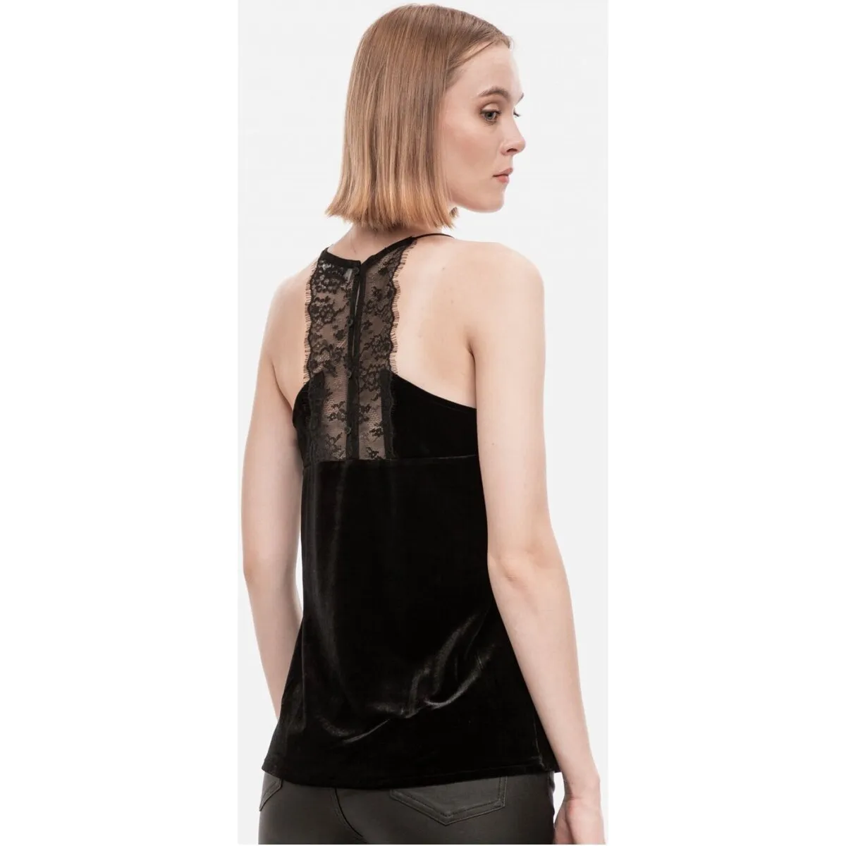 T1337H20  MUJER