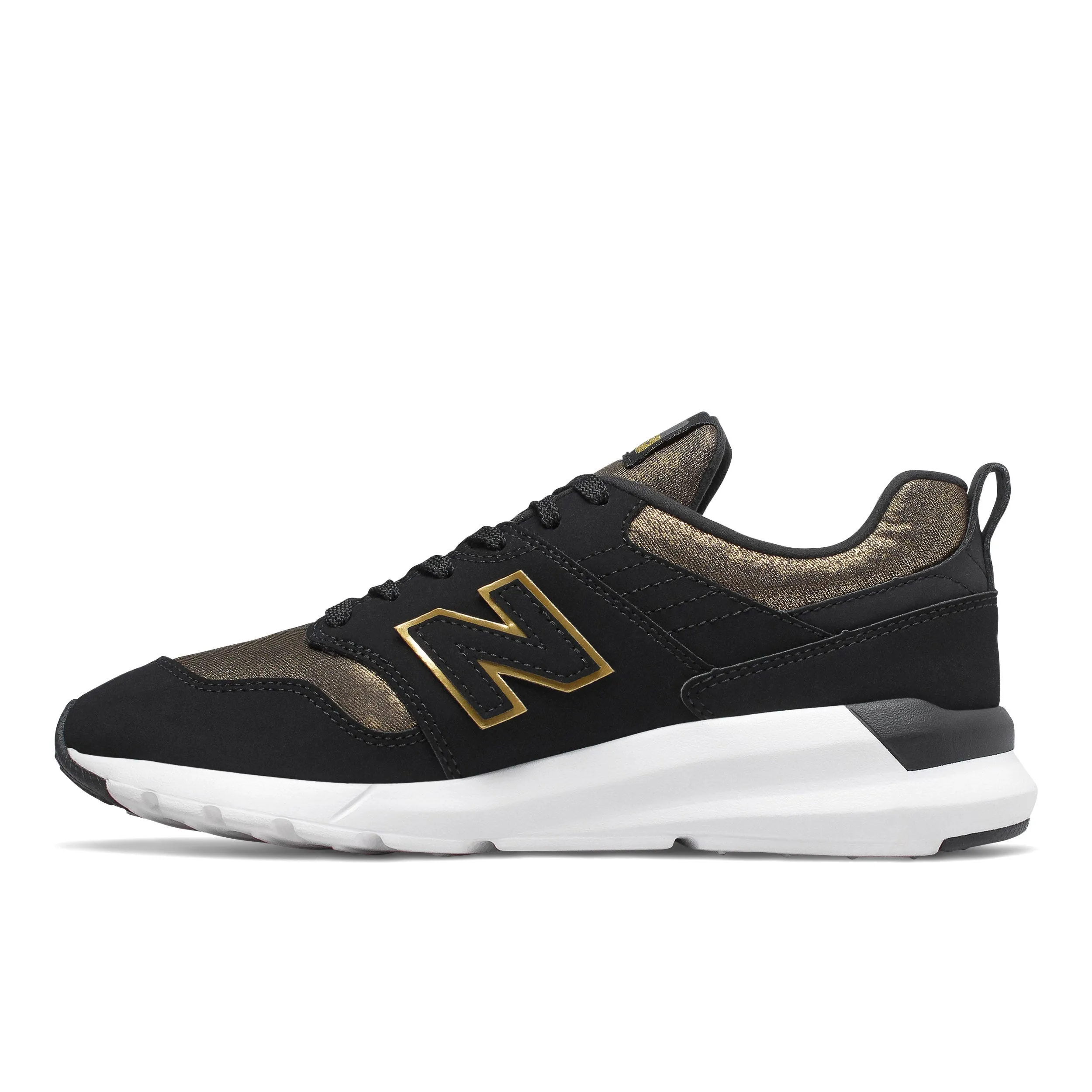 Zapatillas Urbanas Mujer New Balance 009 Negra
