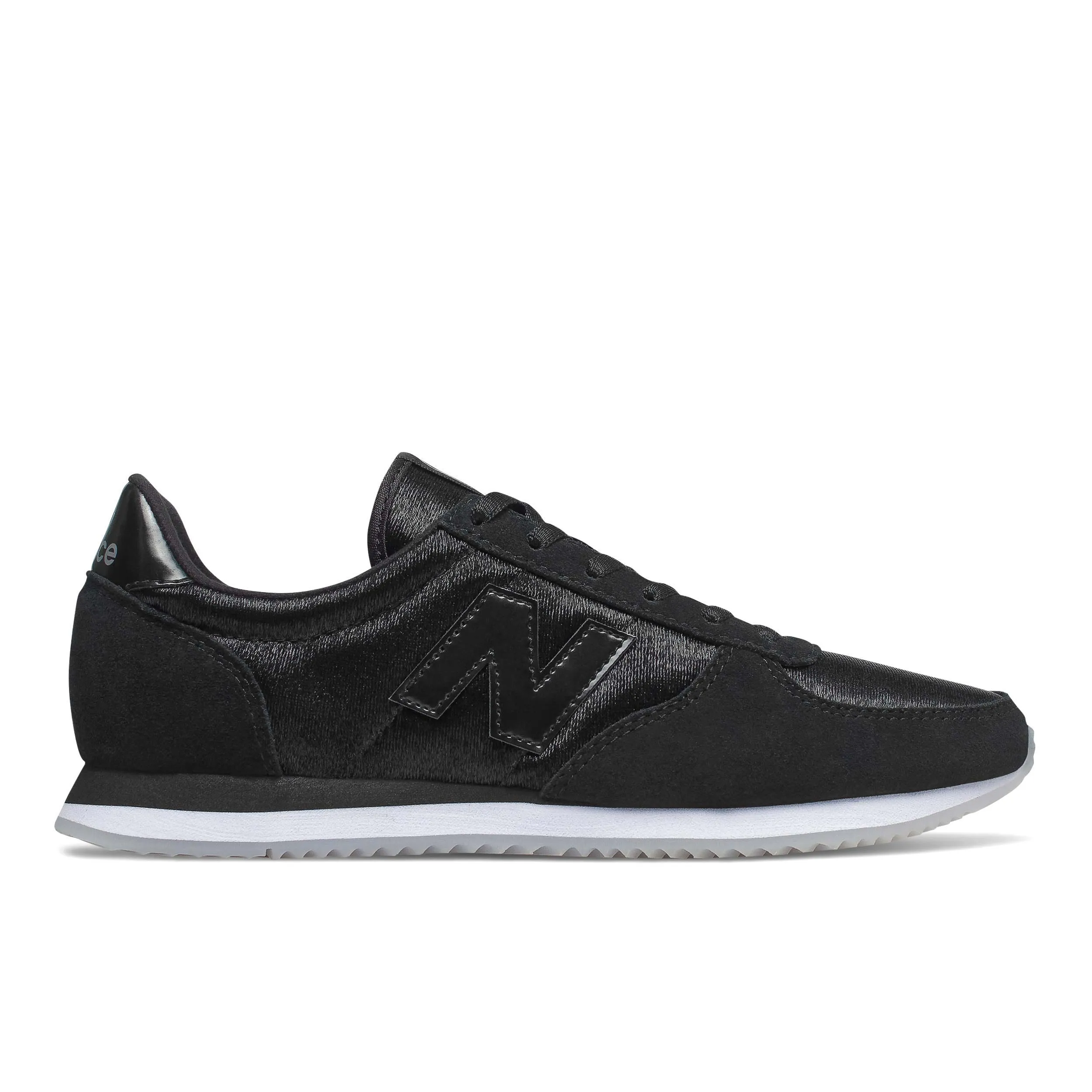 Zapatillas Urbanas Mujer New Balance 220 Negro