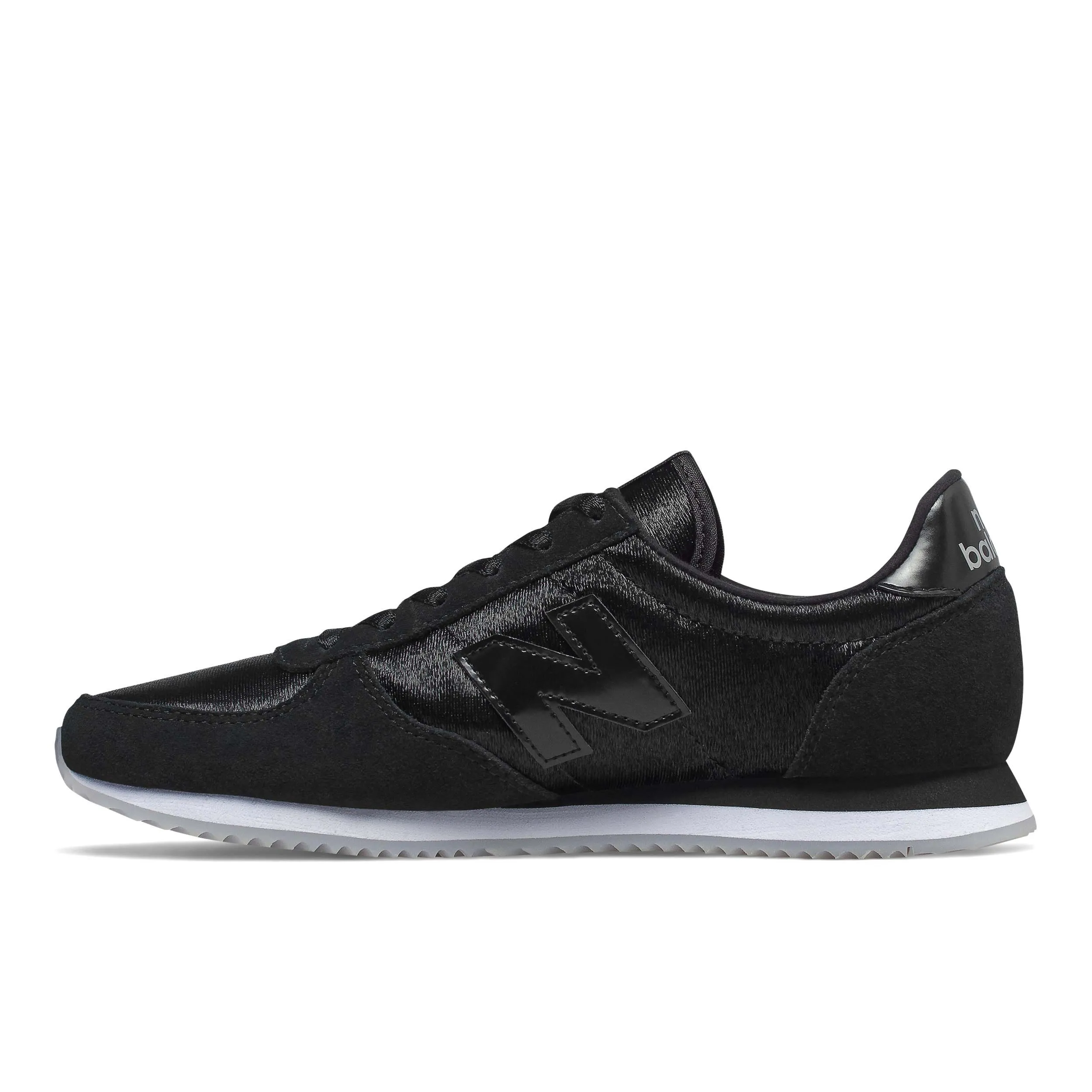 Zapatillas Urbanas Mujer New Balance 220 Negro