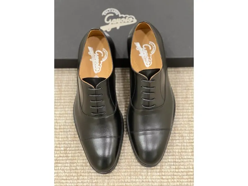 ZAPATO DE PIEL PARA VESTIR 9800 CALZADOS GAYOSO EN COLOR NEGRO O CUERO