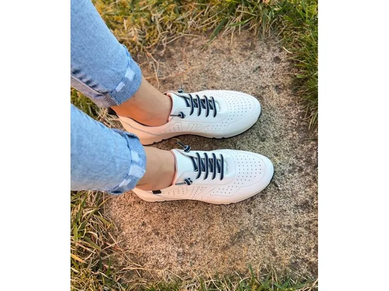 ZAPATO SPORT DE PIEL MEET AGOT EN COLOR BLANCO