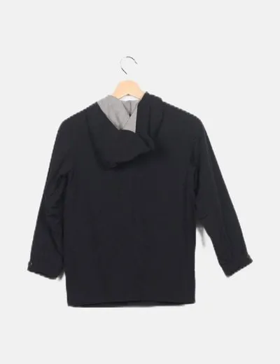 Zara Chaqueta negra capucha
